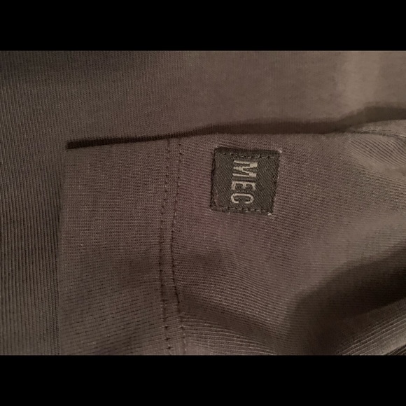 Classic t-shirt - Picture 2 of 3